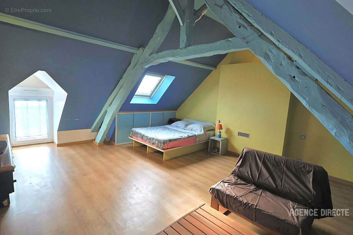 Maison à CHATEAUNEUF-D&#039;ILLE-ET-VILAINE