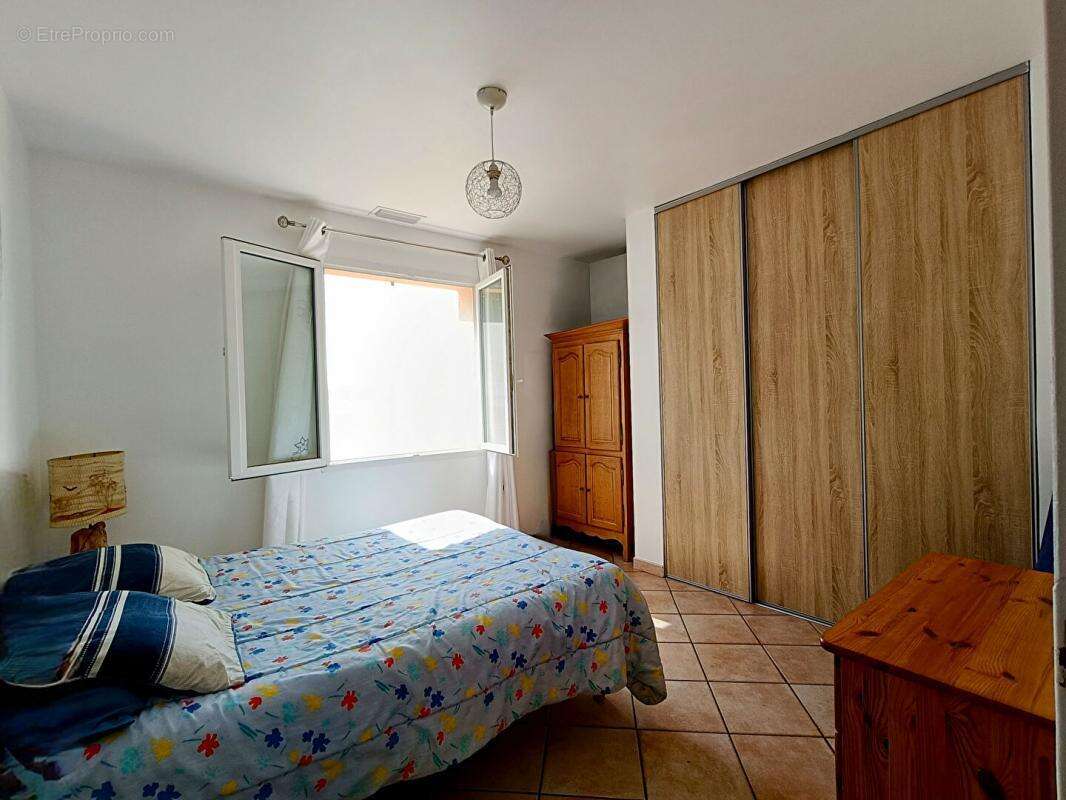 Maison à SAINTE-LIVRADE-SUR-LOT