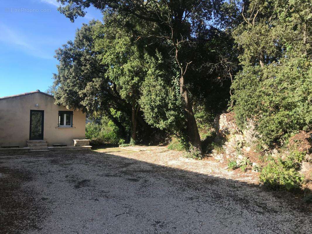 Maison à VAISON-LA-ROMAINE