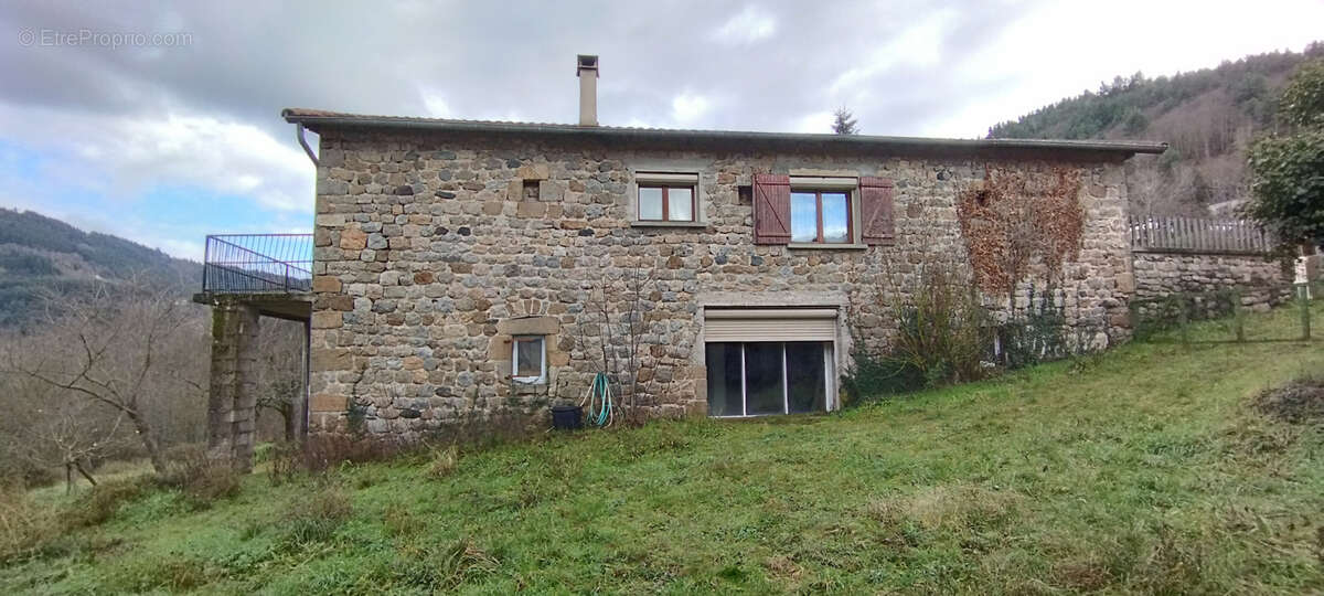 Maison à SAINT-MARTIN-DE-VALAMAS