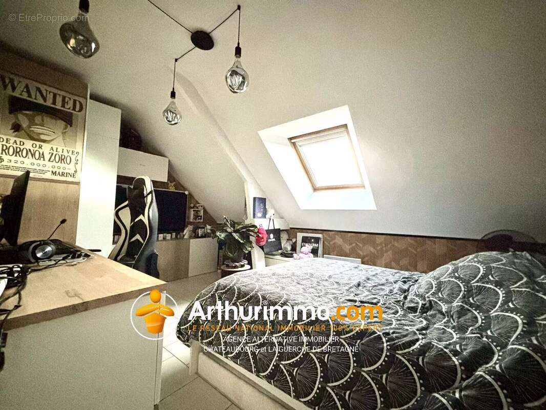 Maison à CHATILLON-EN-VENDELAIS