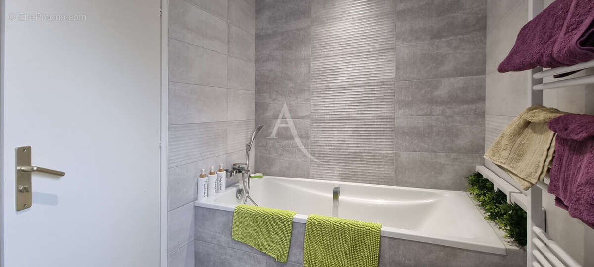 Maison à L&#039;AIGUILLON-SUR-VIE