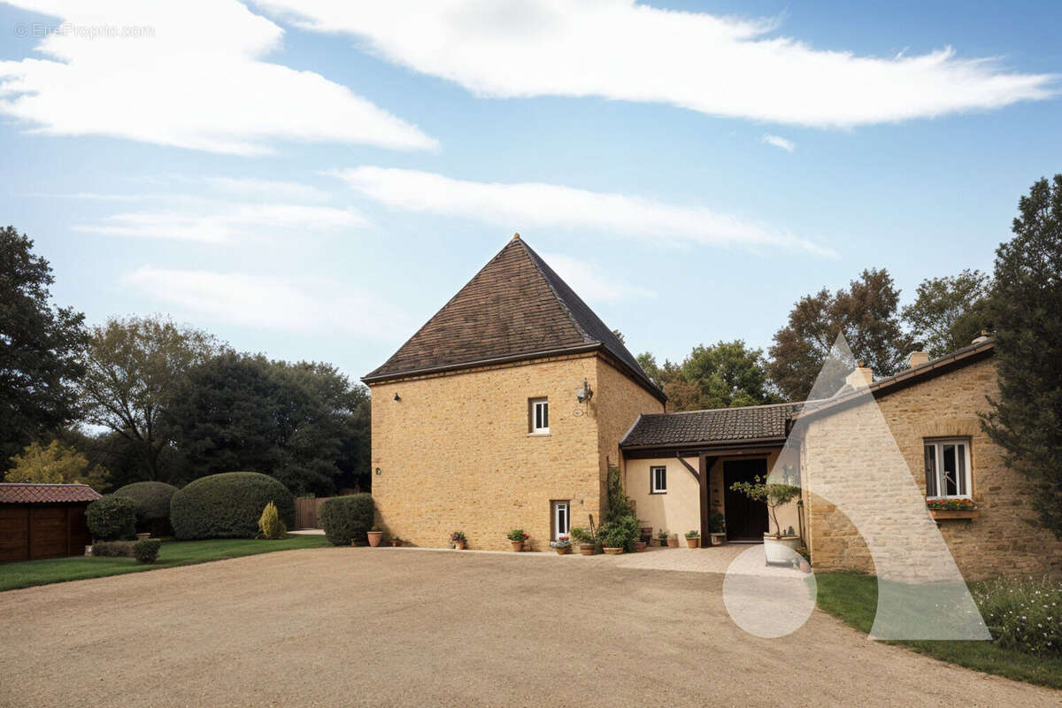 Maison à SARLAT-LA-CANEDA