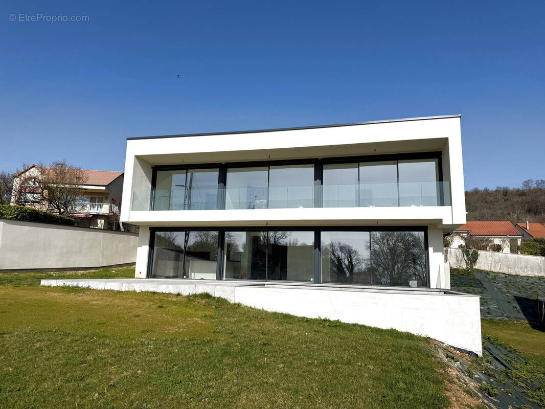 Maison à SCY-CHAZELLES