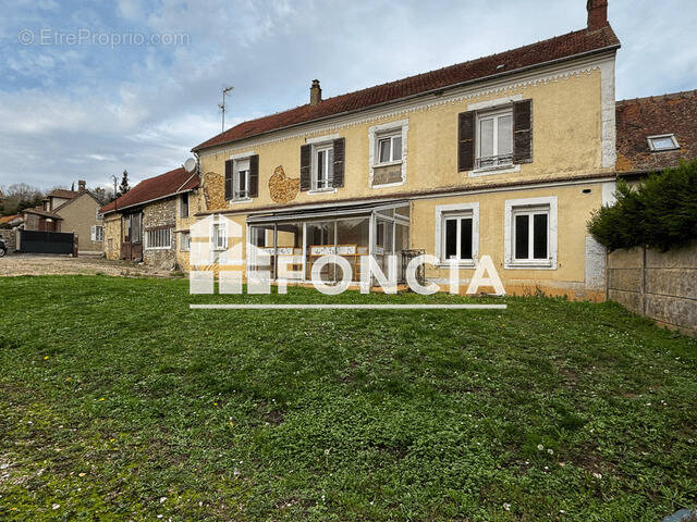 Maison à SAINT-MARCEL