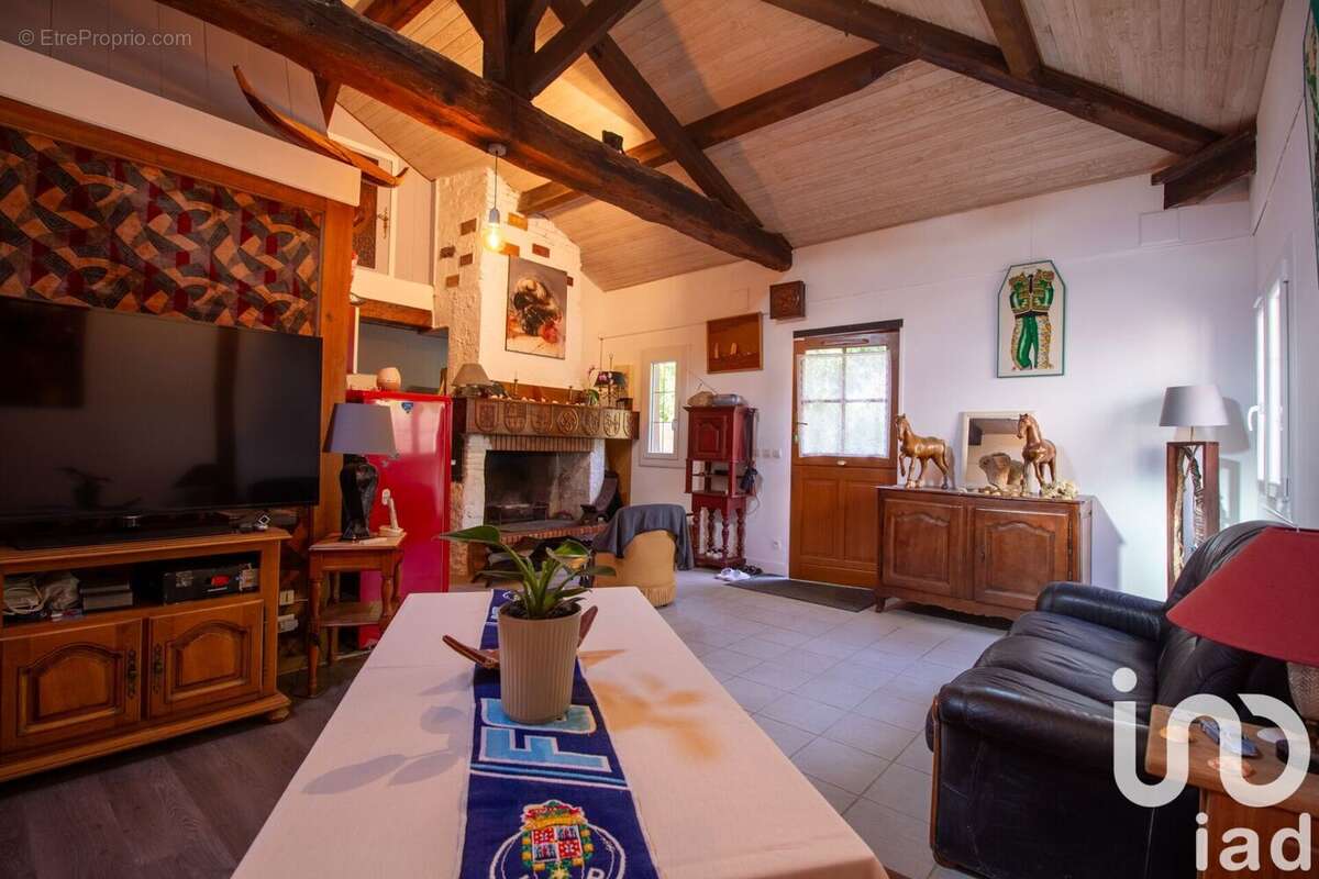 Photo 3 - Maison à UZA