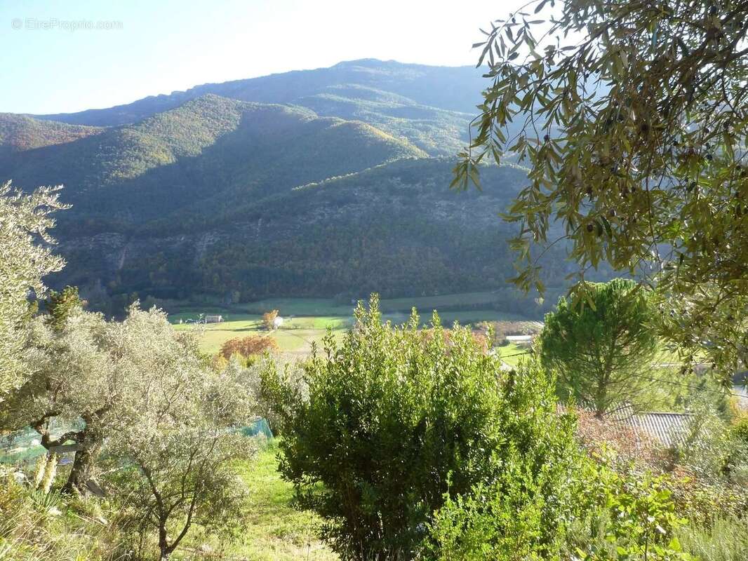 Maison à PUGET-THENIERS