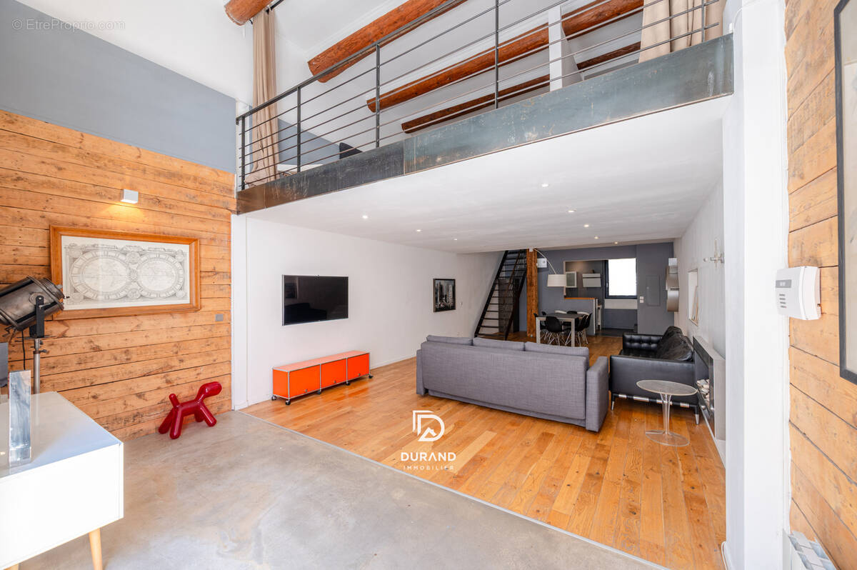 Appartement à MARSEILLE-6E