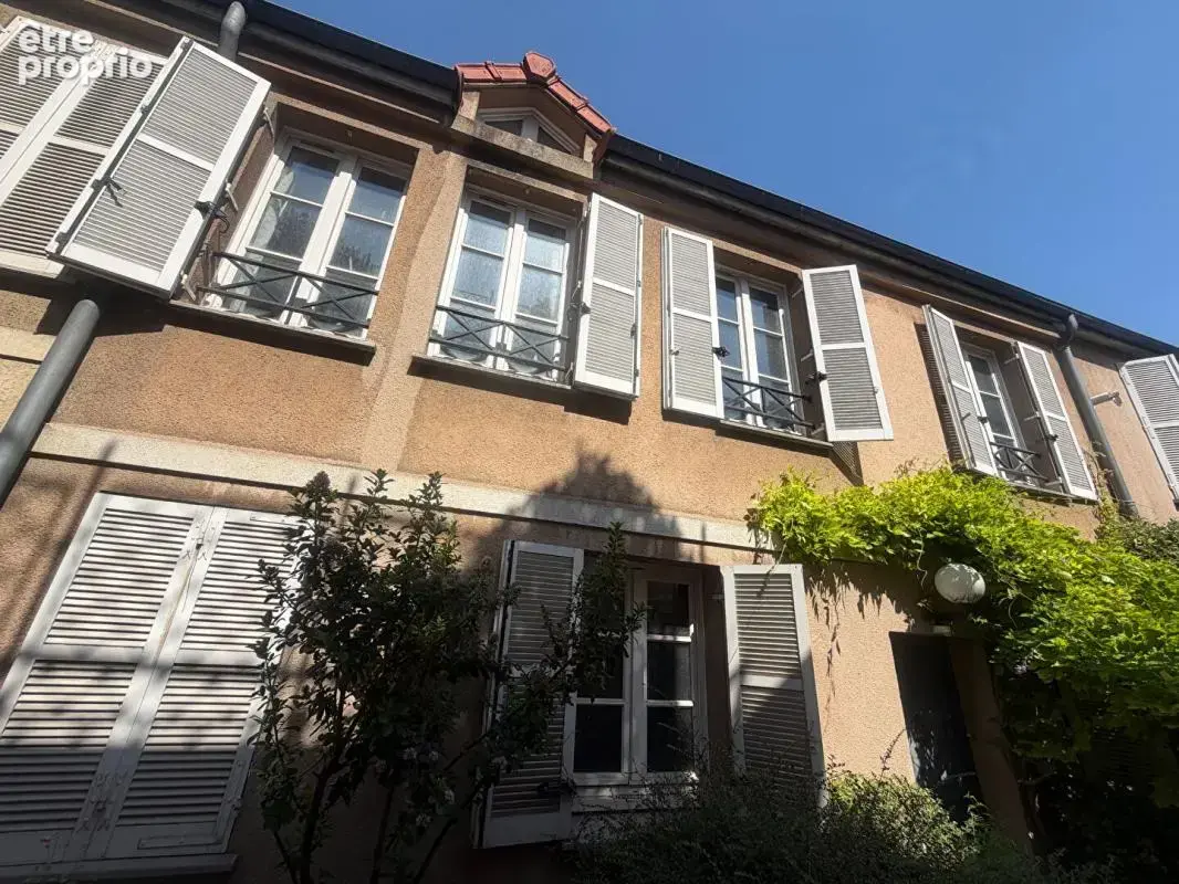 Une maison à Paris ! - photo 2