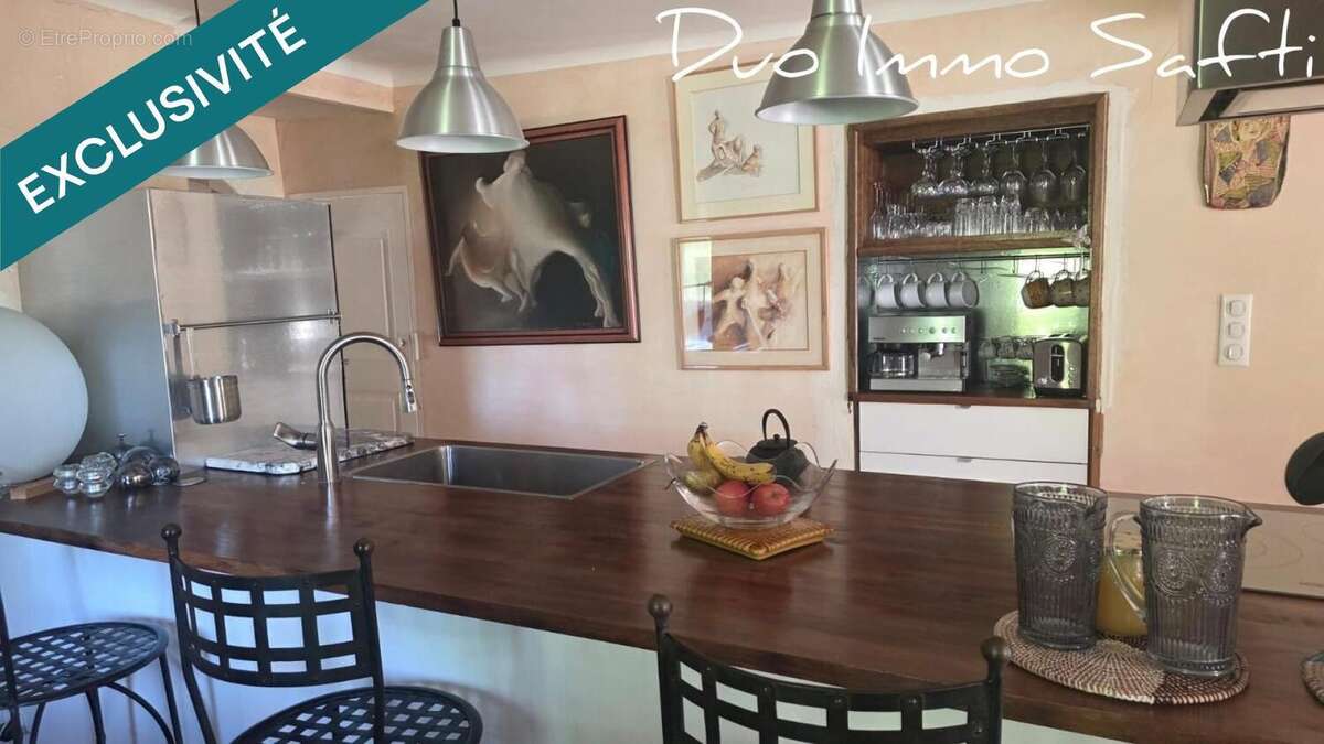 Maison 112 m² à Allemagne-En-Provence  - photo 6