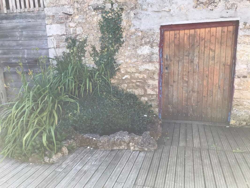 Maison à SAINT-GENEROUX