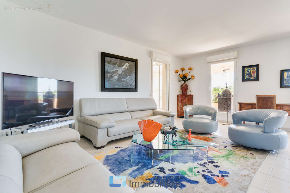 Appartement à MARSEILLE-10E