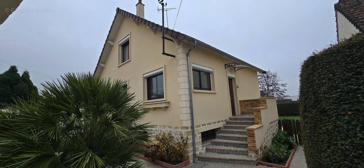 Photo 1 - Maison à CHAMBLY