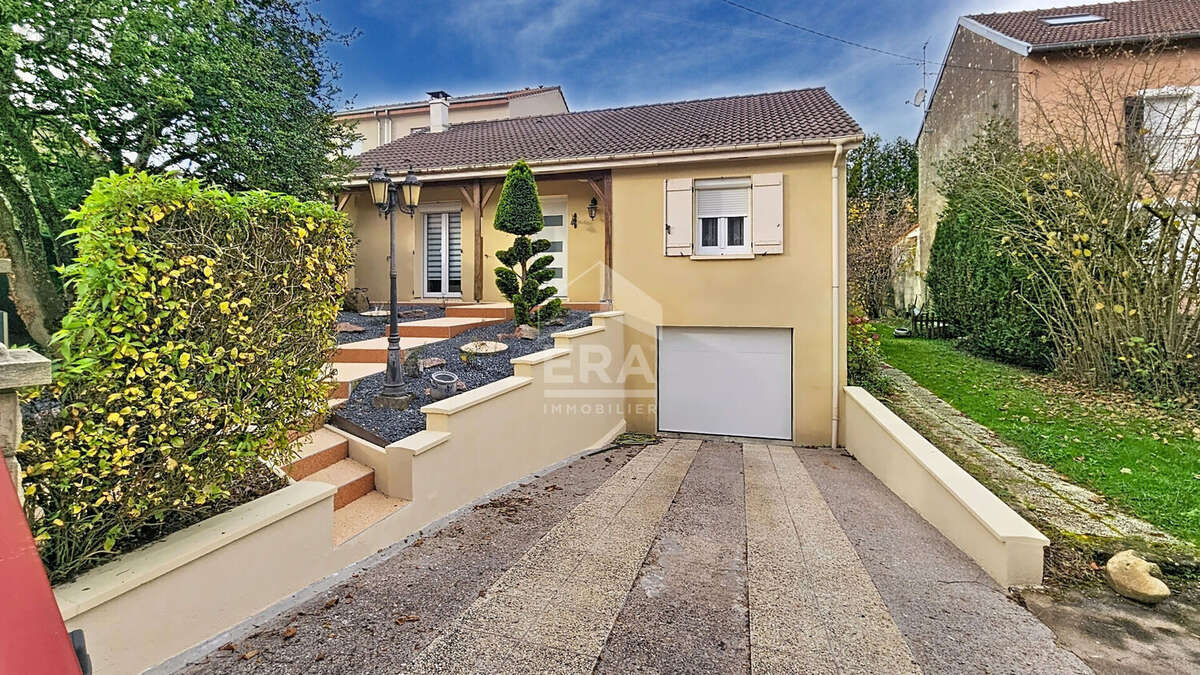 Maison à MONT-SAINT-MARTIN