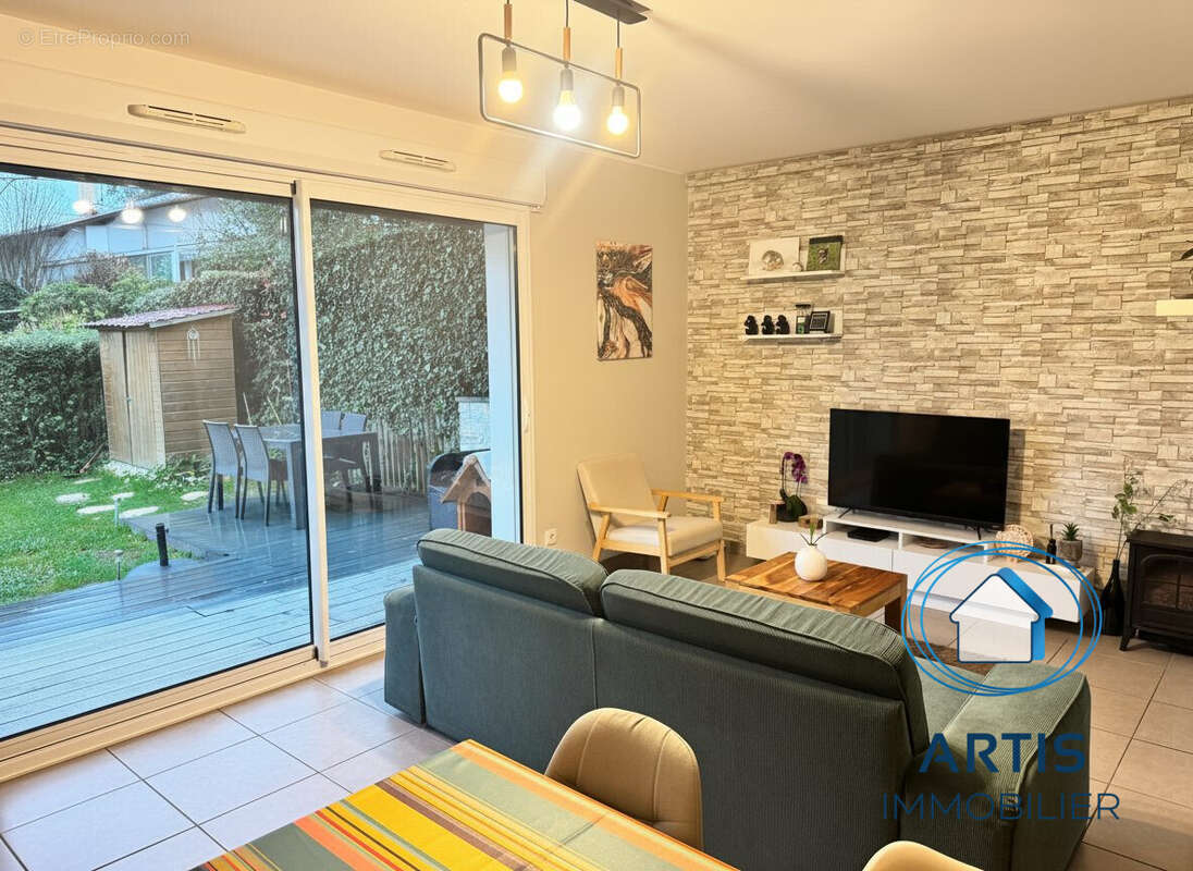 Maison à SAINT-PEE-SUR-NIVELLE