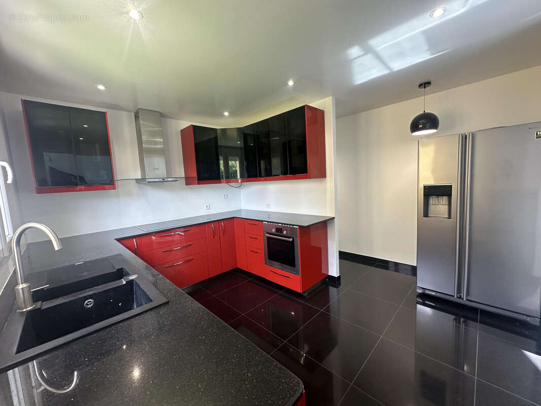 Maison à GRISY-SUISNES