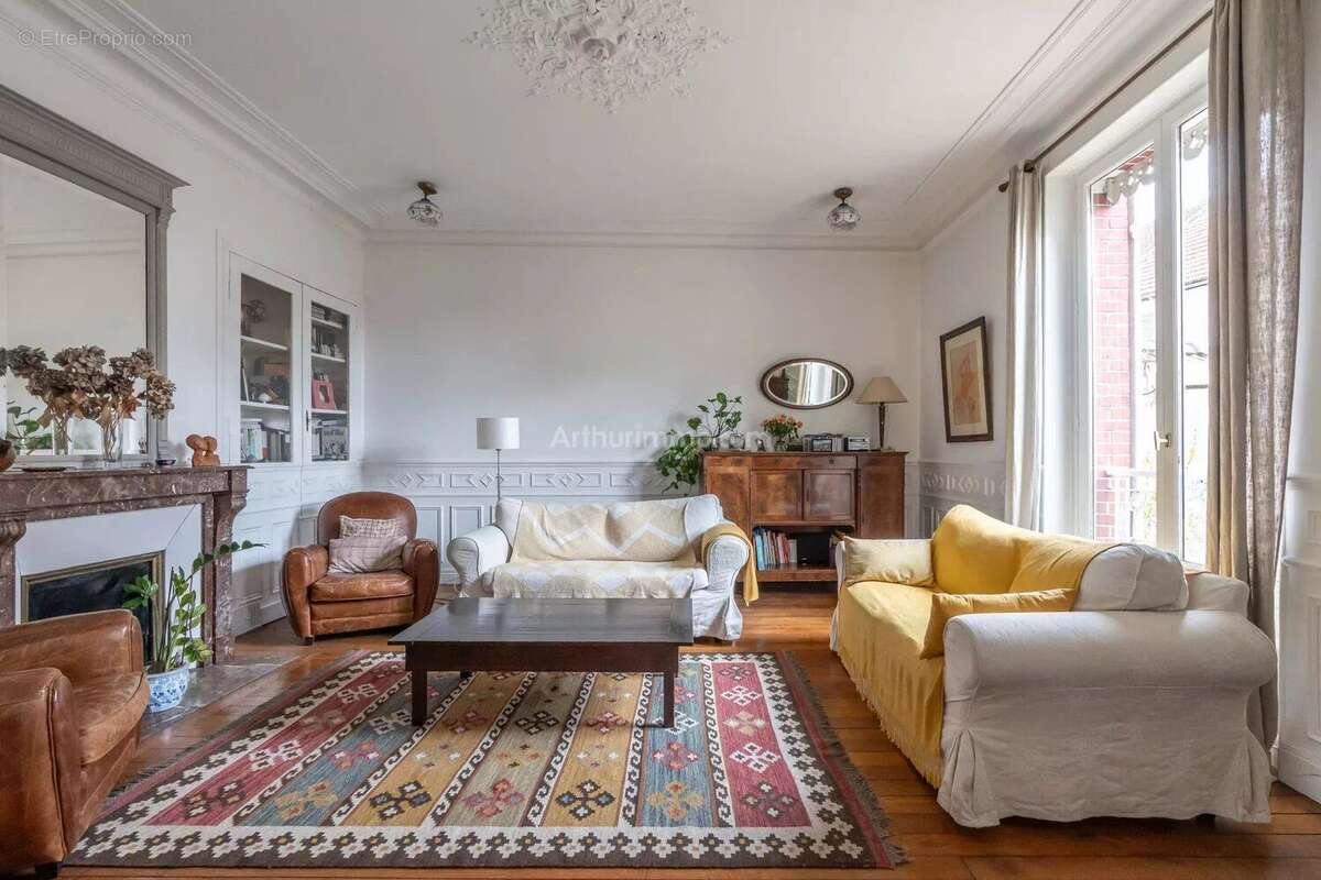 Maison à THORIGNY-SUR-MARNE