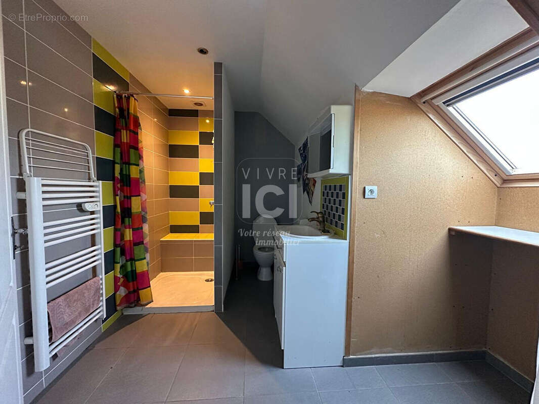 Maison à SAINT-MATHURIN-SUR-LOIRE