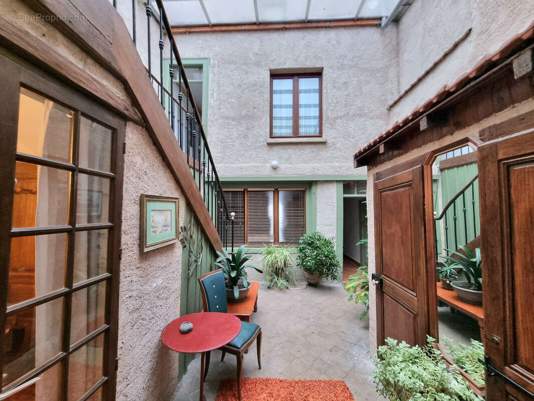 Appartement à CHATEAU-SALINS