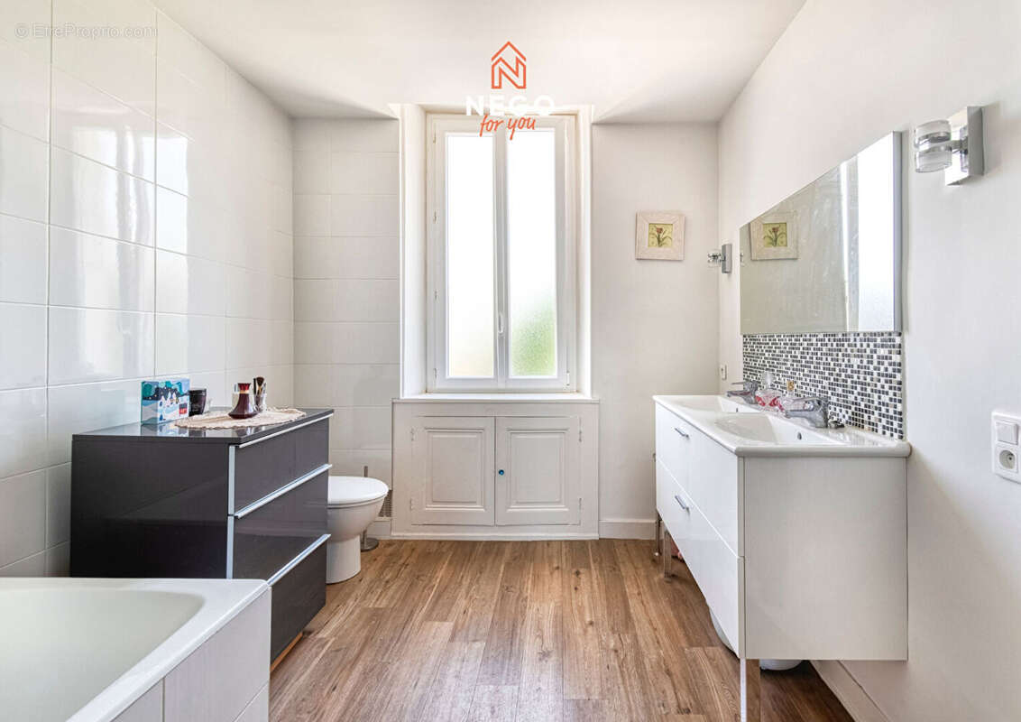 Maison Angers 7 pièce(s) 164 m2 - photo 8