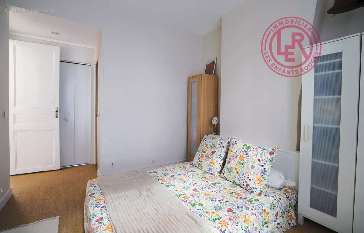 Appartement à PARIS-6E