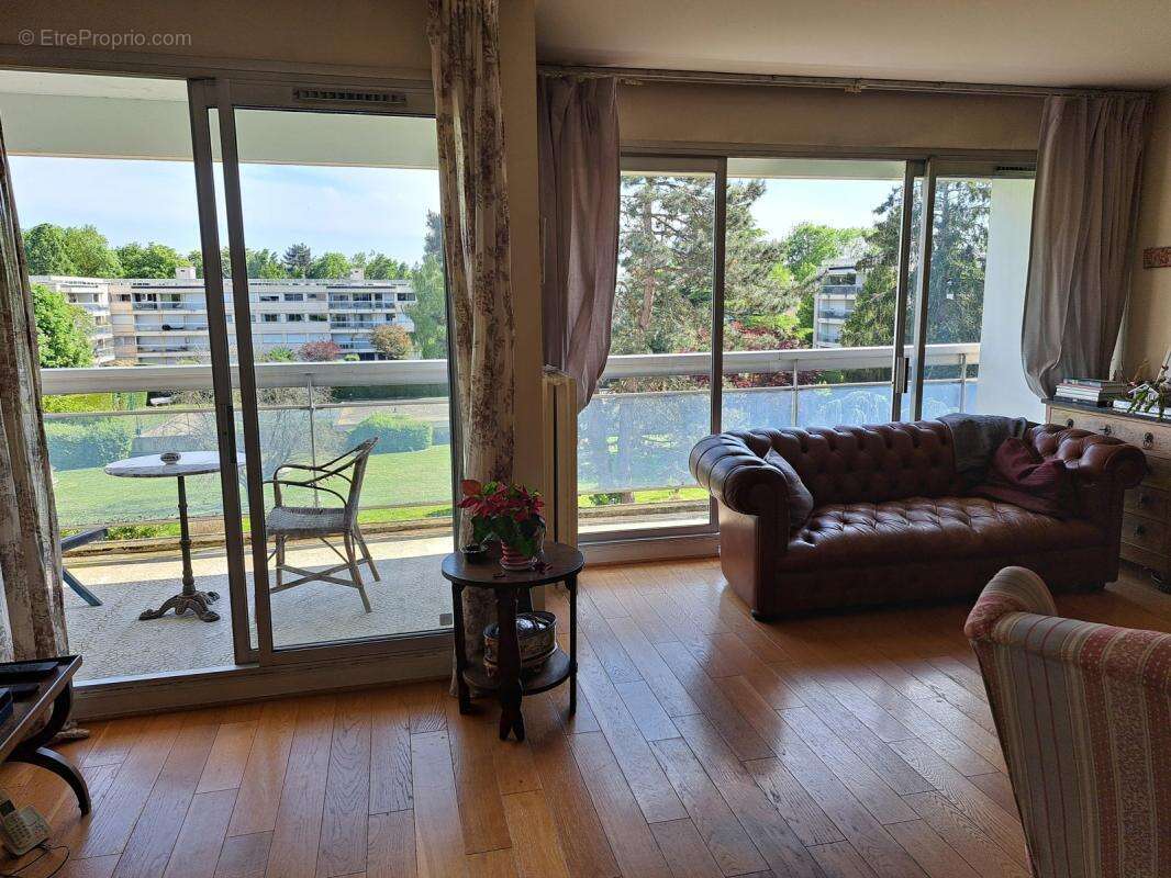 Appartement à BAILLY