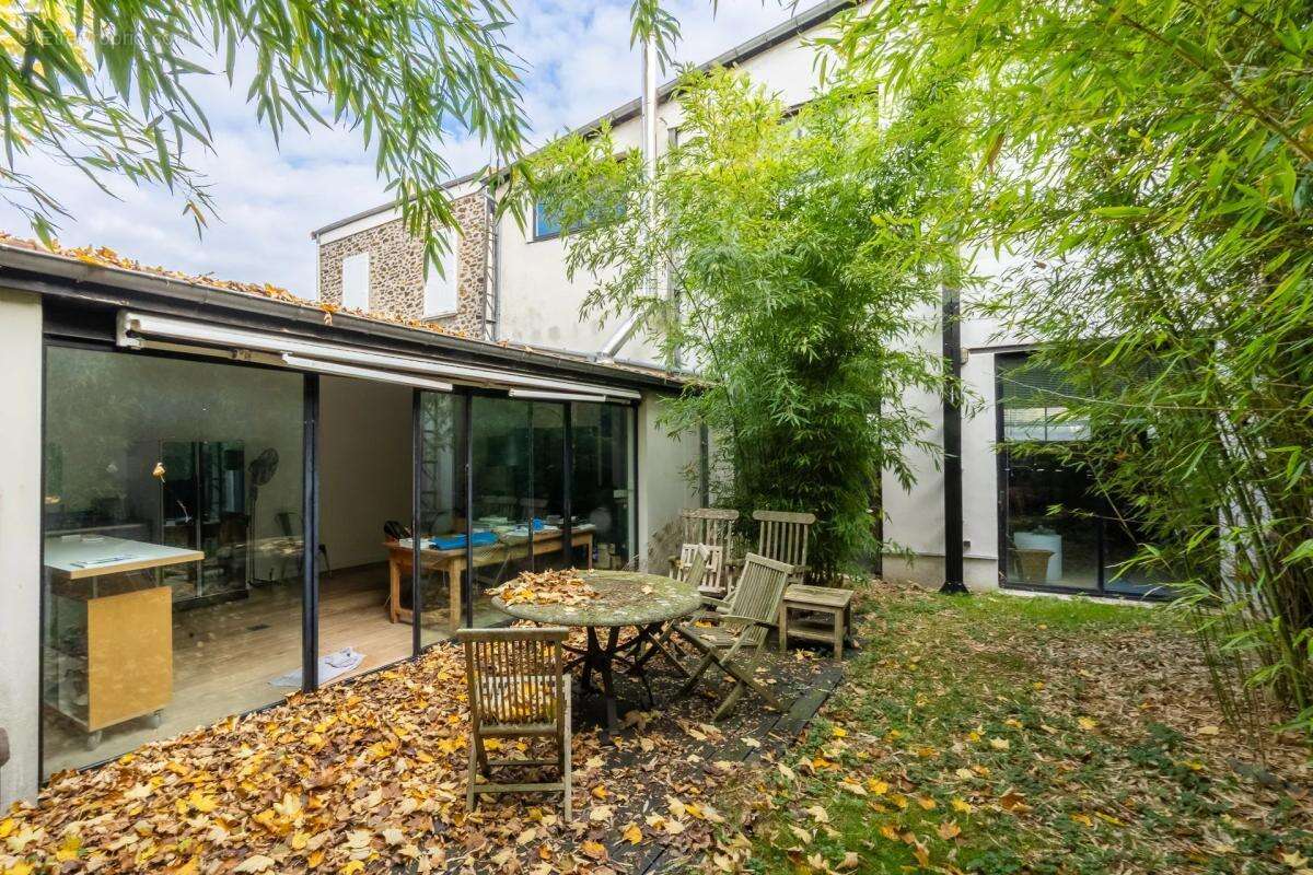 Maison à LE PERREUX-SUR-MARNE