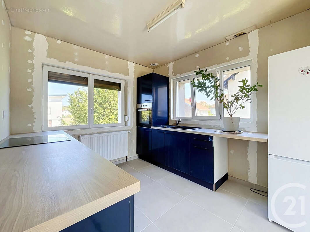Maison 88 m² à Dogneville  - photo 2
