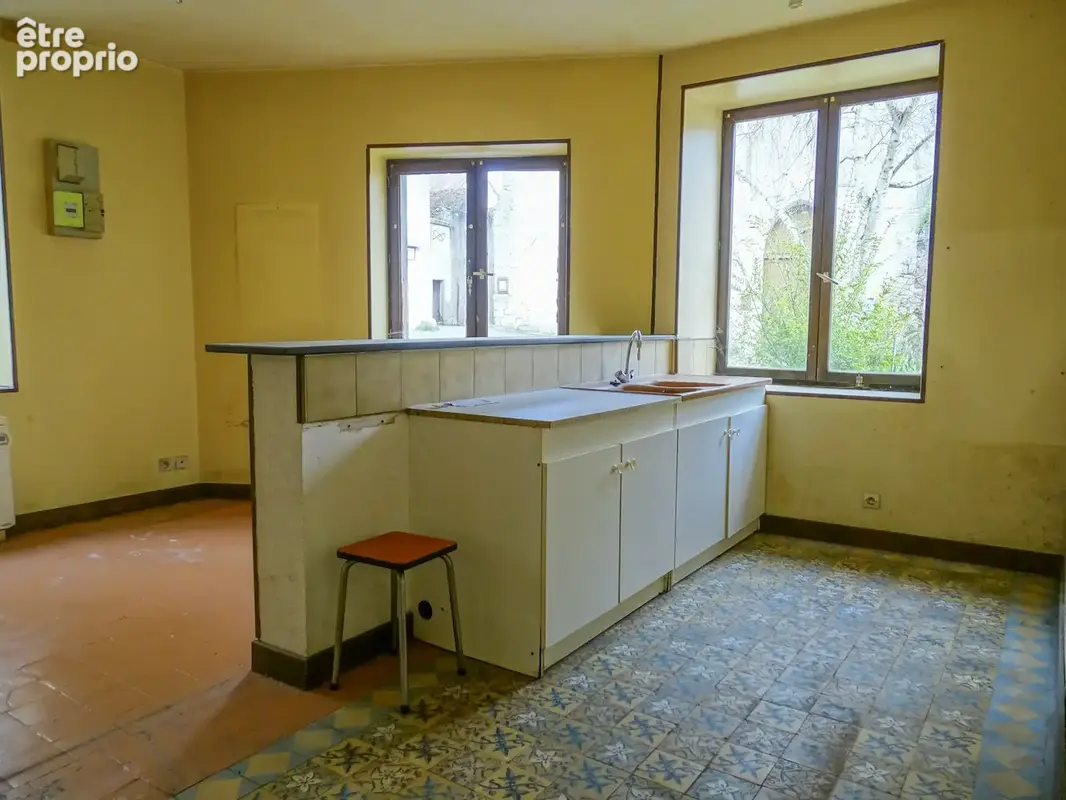 Charmant immeuble au cœur de la cité médiévale de Mennetou-Sur-Cher - photo 2