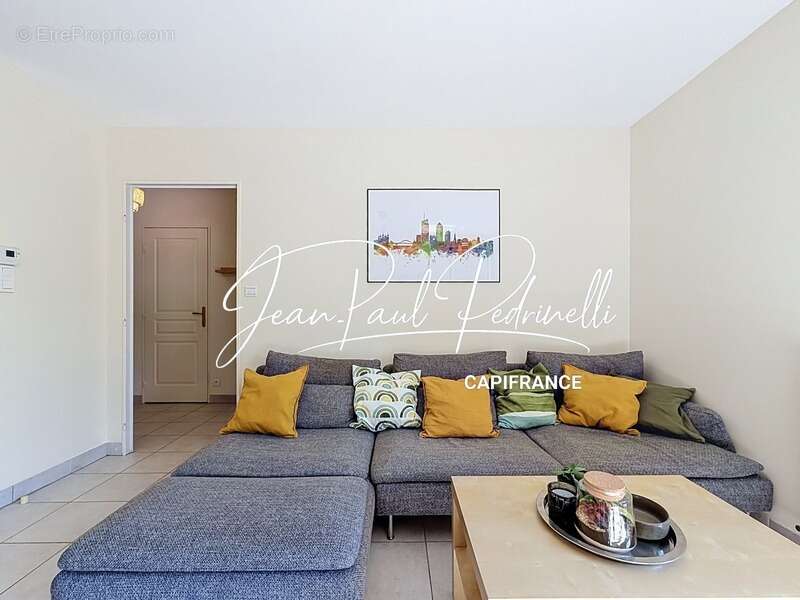 Appartement à TASSIN-LA-DEMI-LUNE
