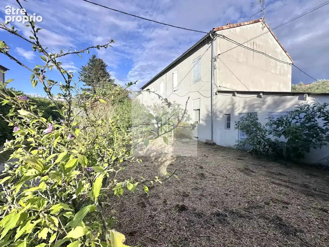 Appartement à LE TEIL