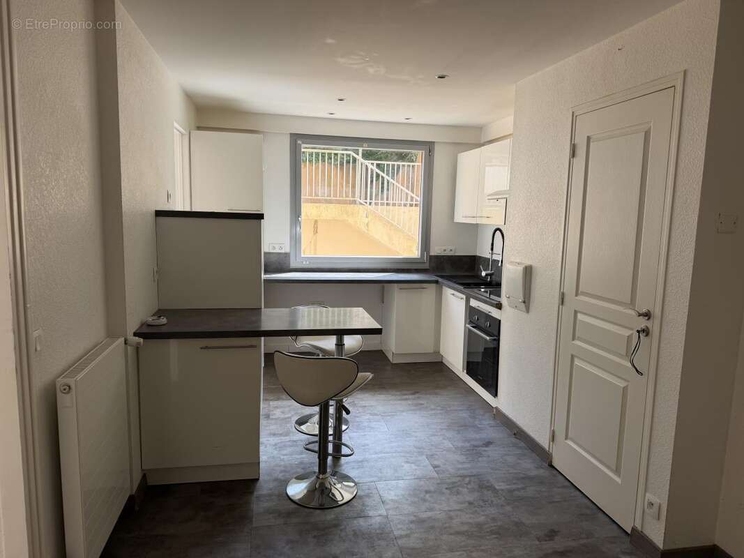 Appartement 79 m² à Saint-Brieuc  - photo 2