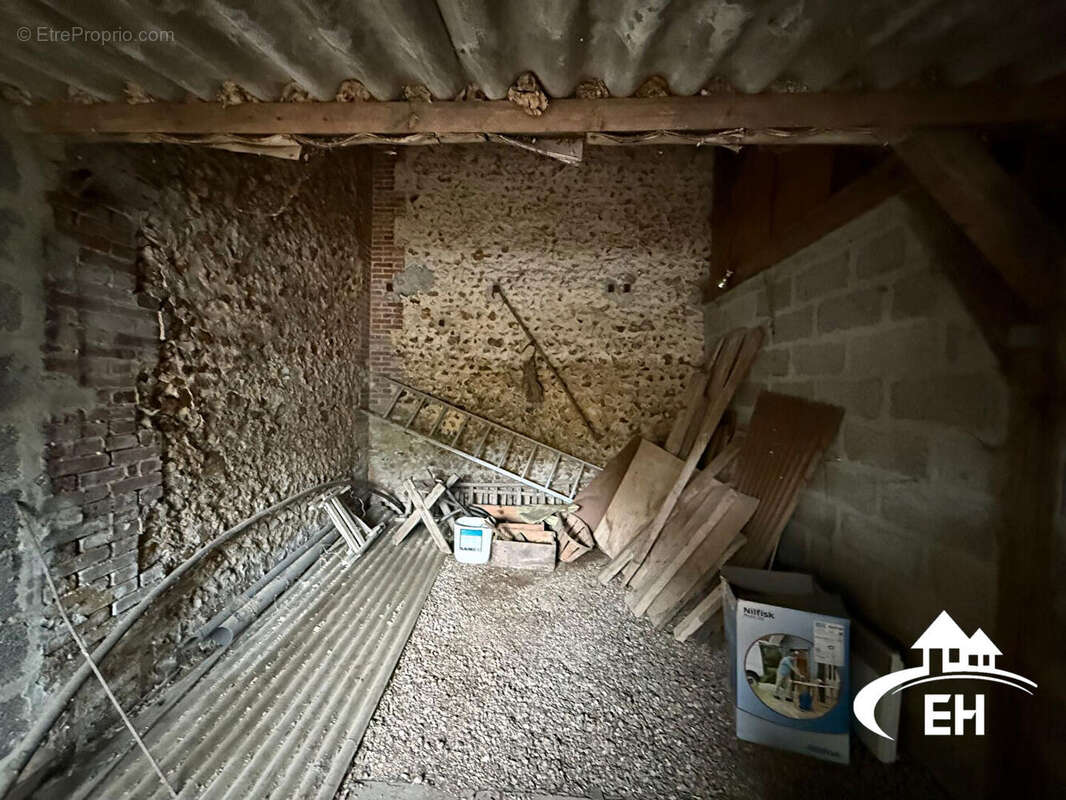 Commerce à L&#039;AIGLE