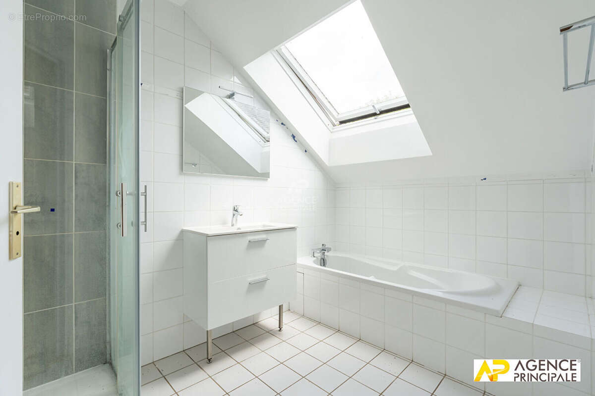 Maison à Maisons-Laffitte - photo 9