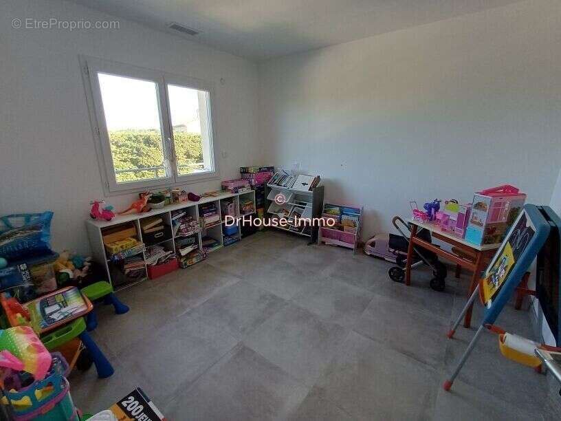 Maison 160 m² à Pinet  - photo 9