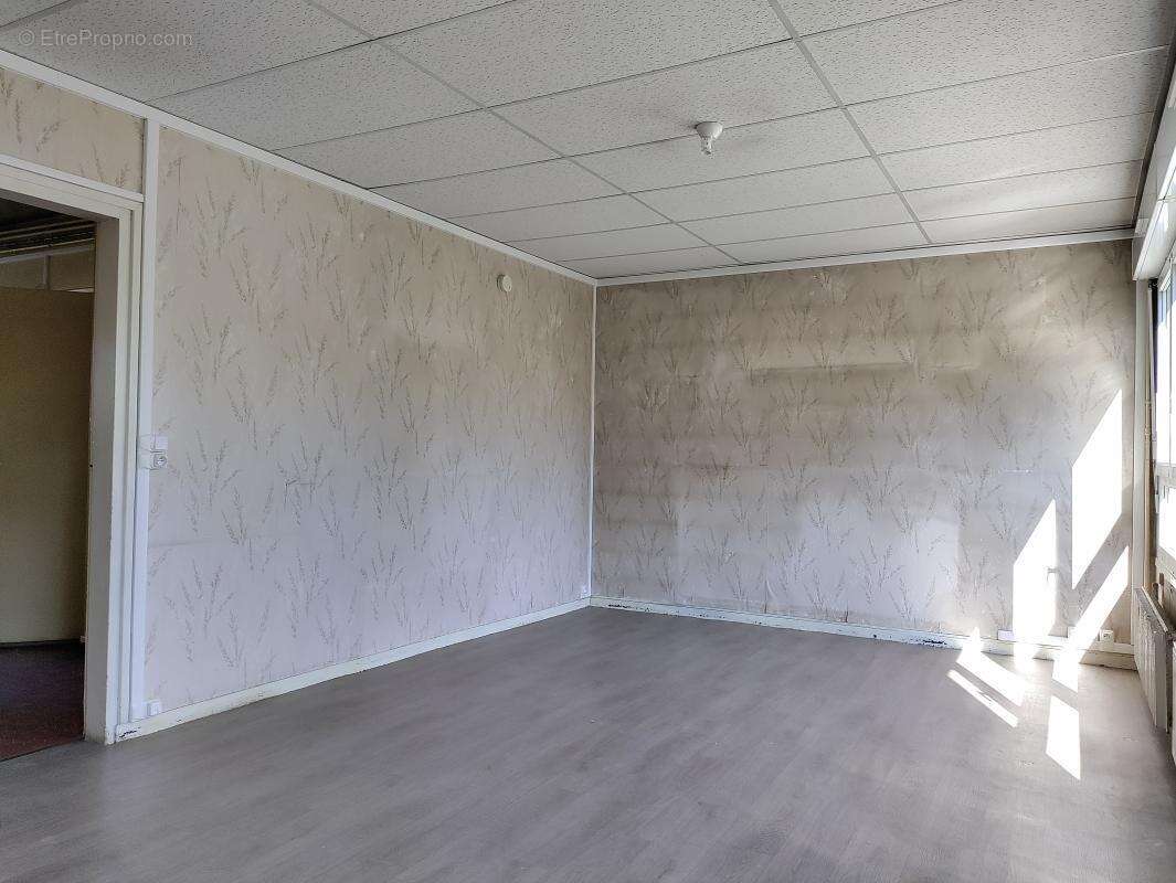 Maison à LA CHAPELLE-EN-SERVAL