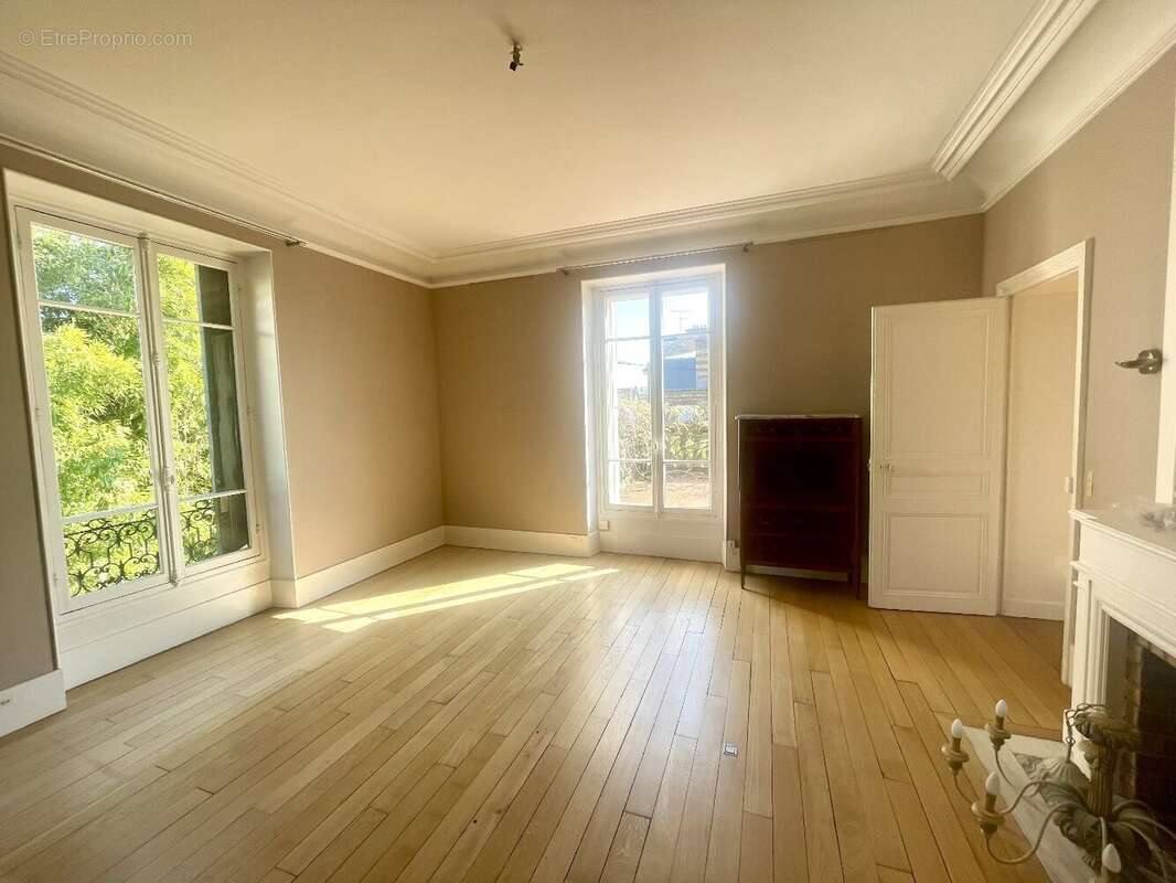 Maison à VERSAILLES