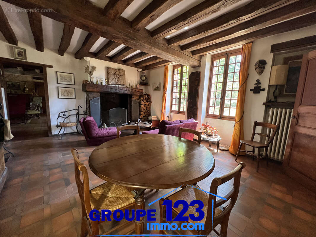 Propriété de caractère aux multiples projets à Saint Maurice le Vieil! - photo 4