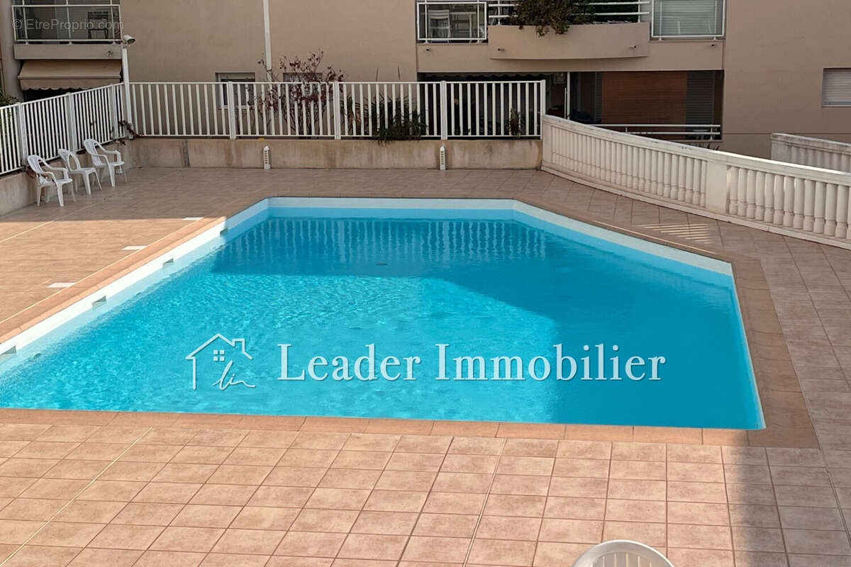 Appartement à VALLAURIS