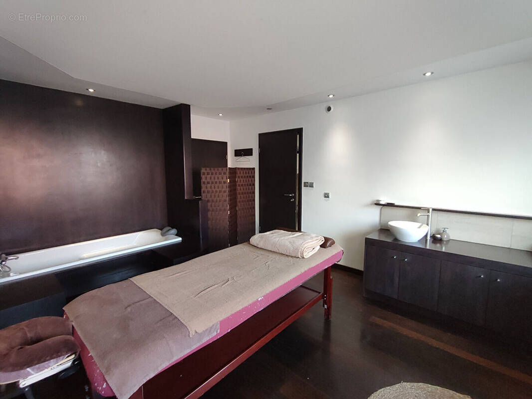 Commerce à MULHOUSE