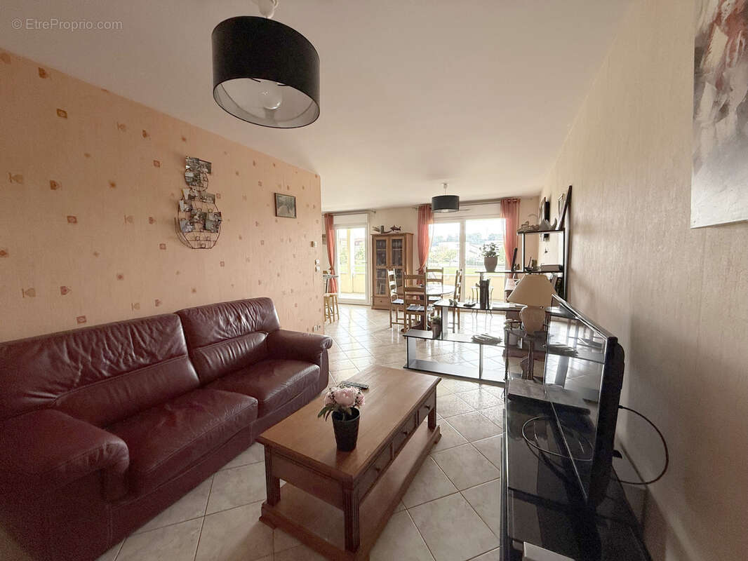 Appartement à GUENANGE