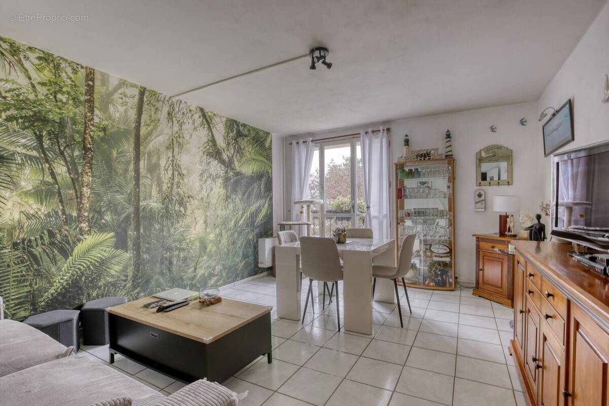 Appartement à TAVERNY