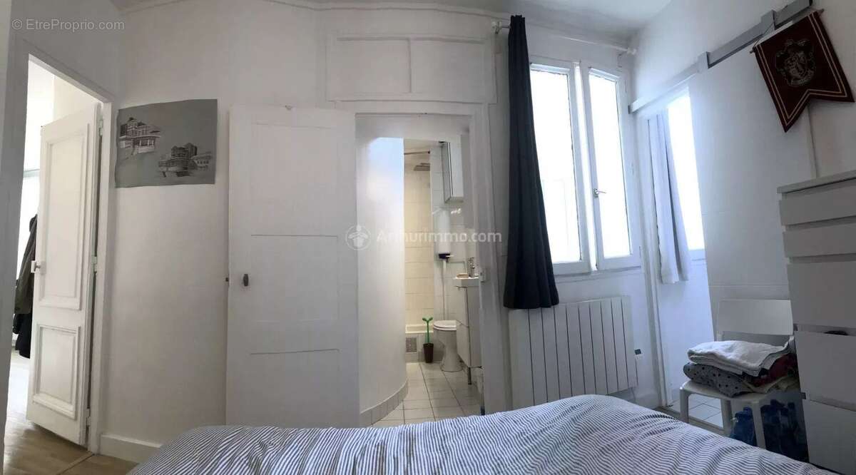 Appartement à PARIS-14E