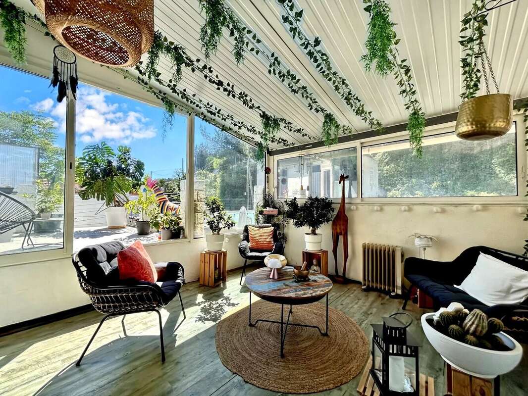 Appartement à LA PENNE-SUR-HUVEAUNE