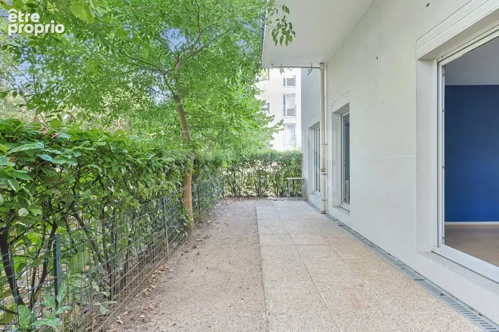 Appartement 72 m² à Lyon-8e  - photo 2