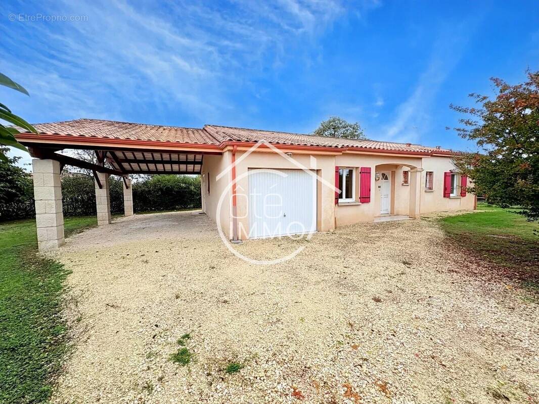 Maison à PRIGONRIEUX