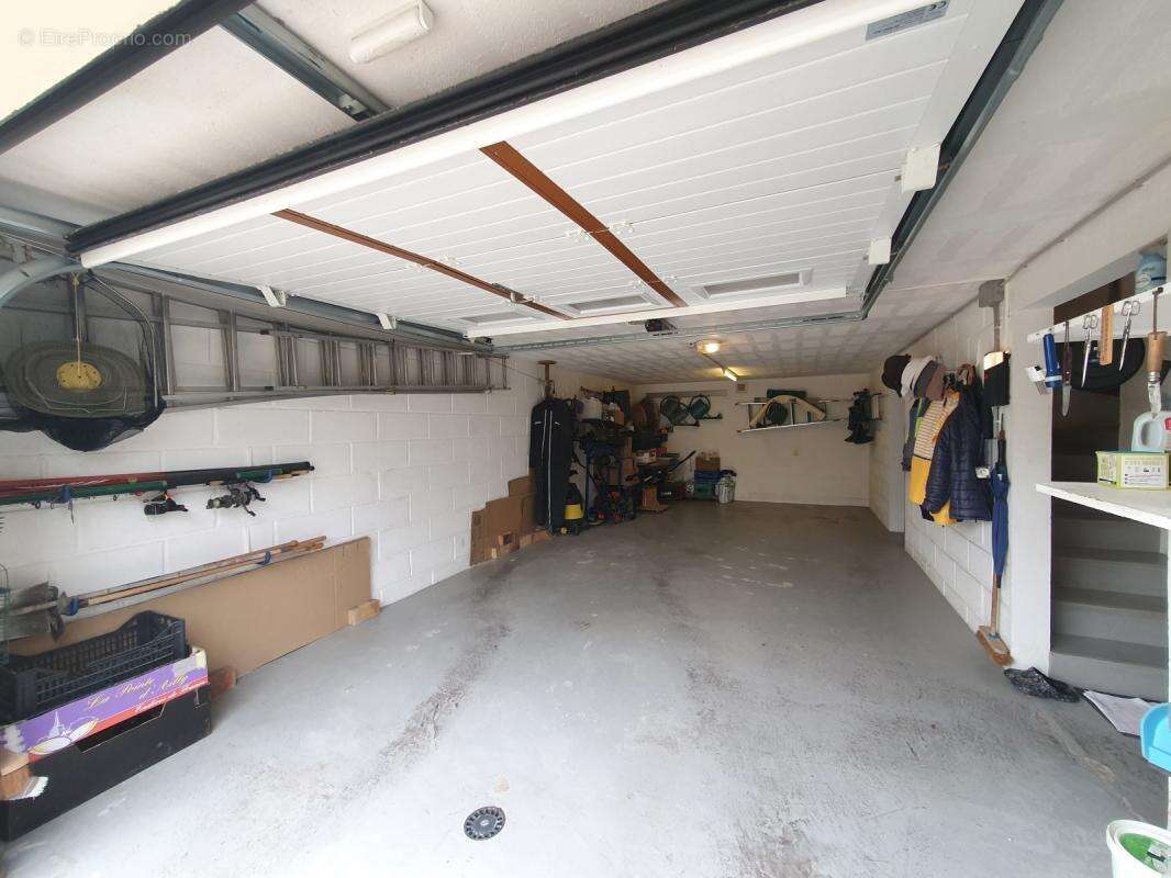 Maison à VILLEMANOCHE