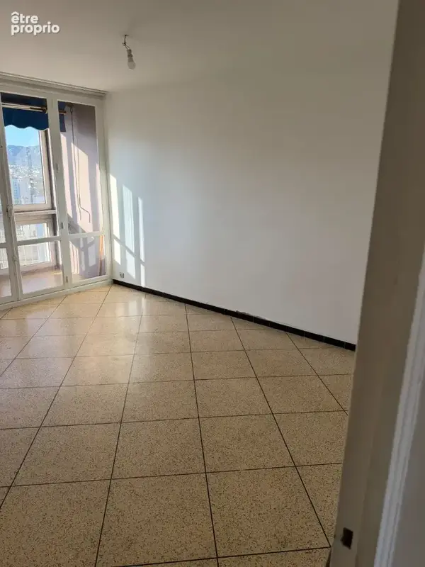 Beau T3 très lumineux de 52m² avec vue dégagée - Résidence prisée Parc Sévigné - photo 9