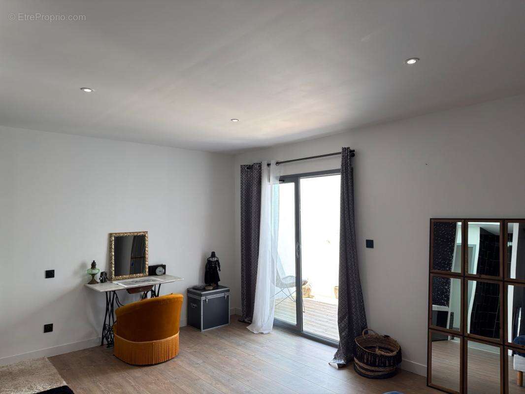 Villa d’architecte de plain-pied – la couarde-sur-mer (plage à pied) - photo 29