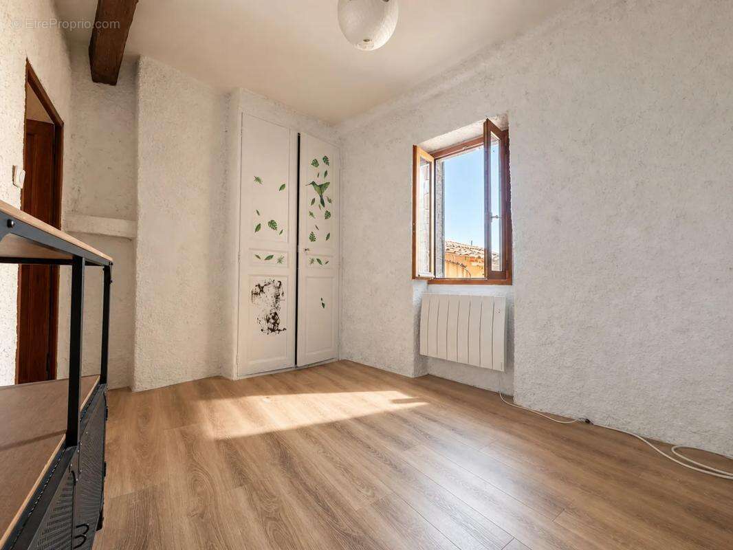 Maison 3 pièces - 57 m² - Esparron-de-Pallières - photo 3